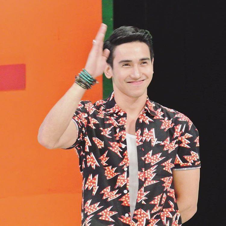 "โอ้ว มาย ก๊อต!" จิรายุ