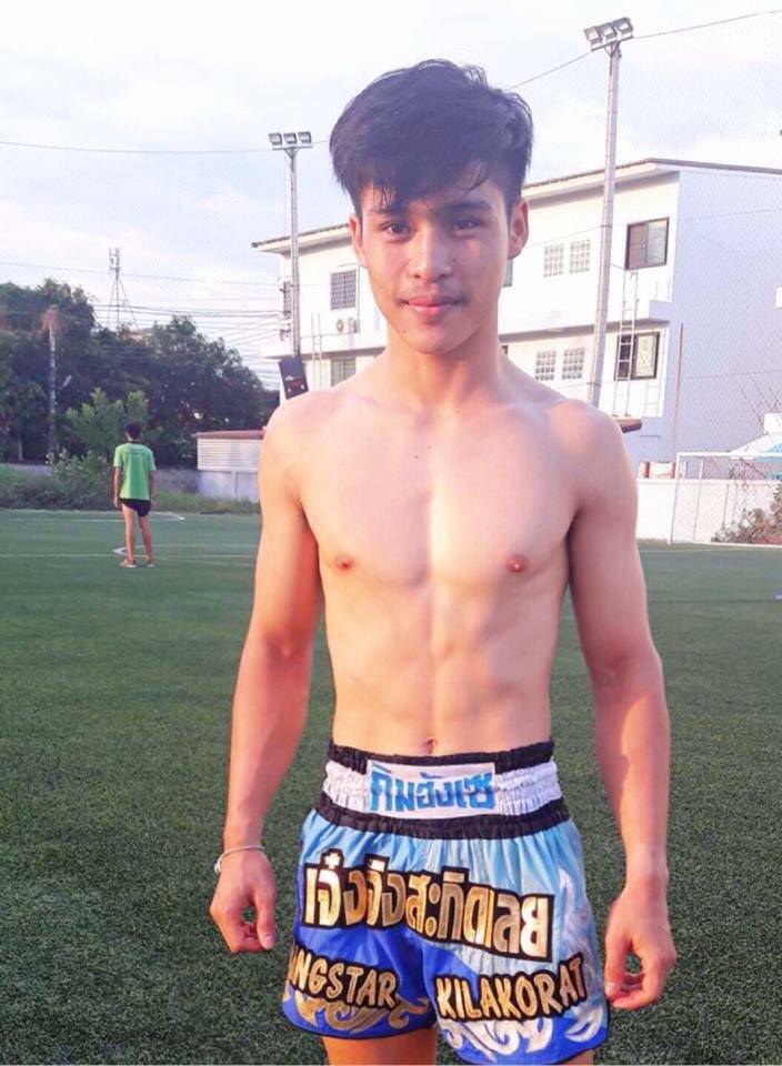 เลียก่อน-มวยโค้ก"