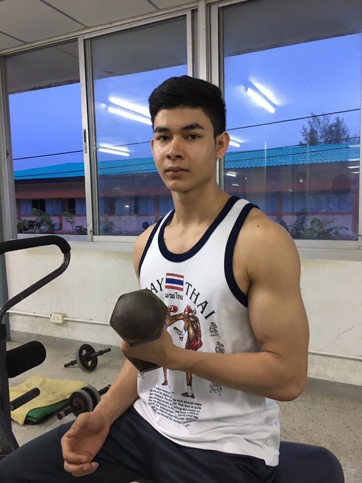 เลียก่อน-มวยโค้ก"