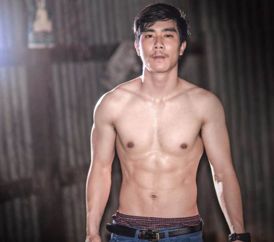 "อยากดูดนม"