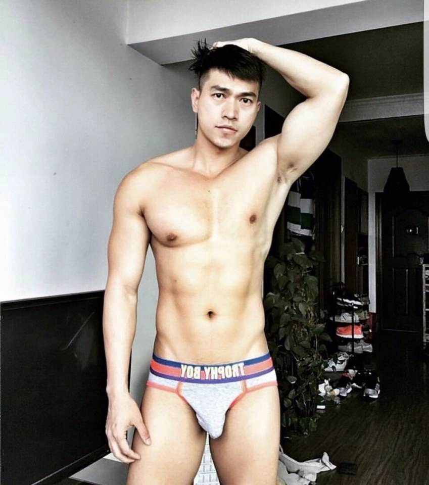 ส่องผู้ชายแซ่บๆๆๆทั่งหมดเลย
