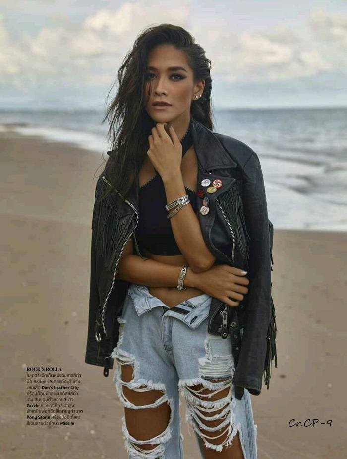 พลอย-เฌอมาลย์ @ LIPS vol.18 no.10 January 2017