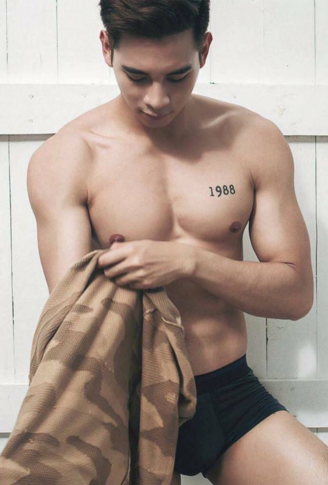 โชว์แล้วแซ่บมากกก