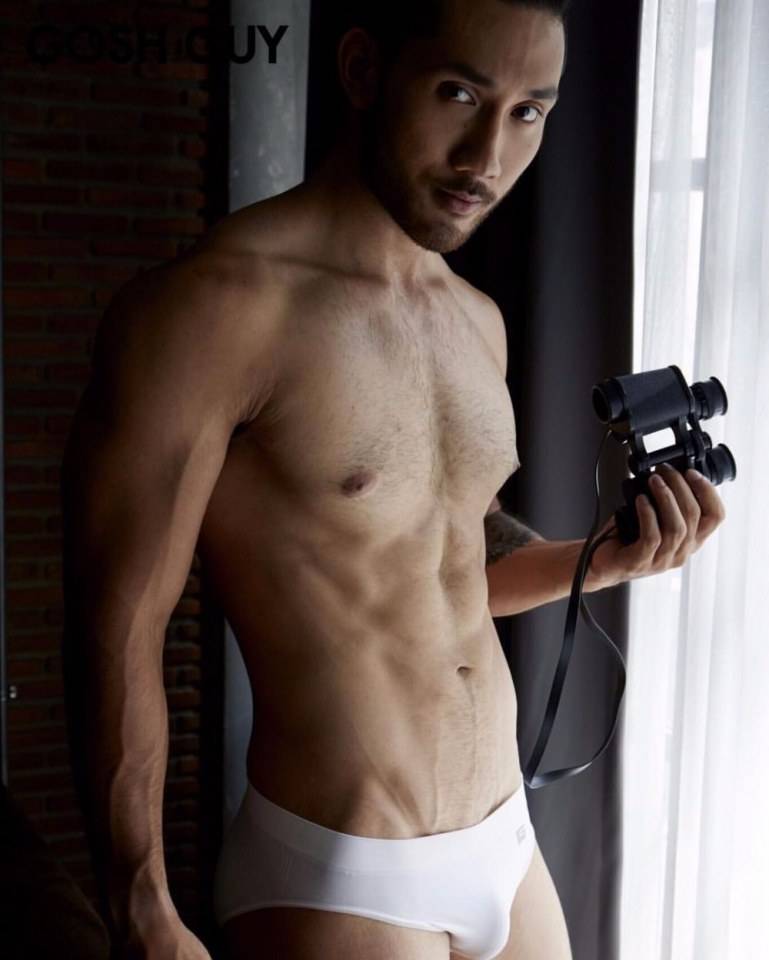 ขนอุยเย่อะมากกก**ลากลิ้นเลย
