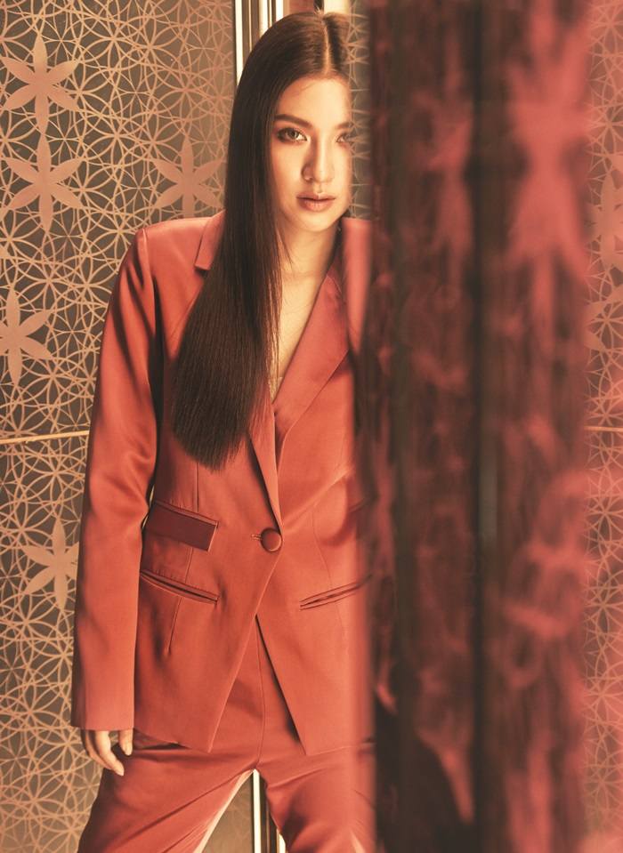 มิว นิษฐา @ BaNANA Magazine issue 37 January 2017