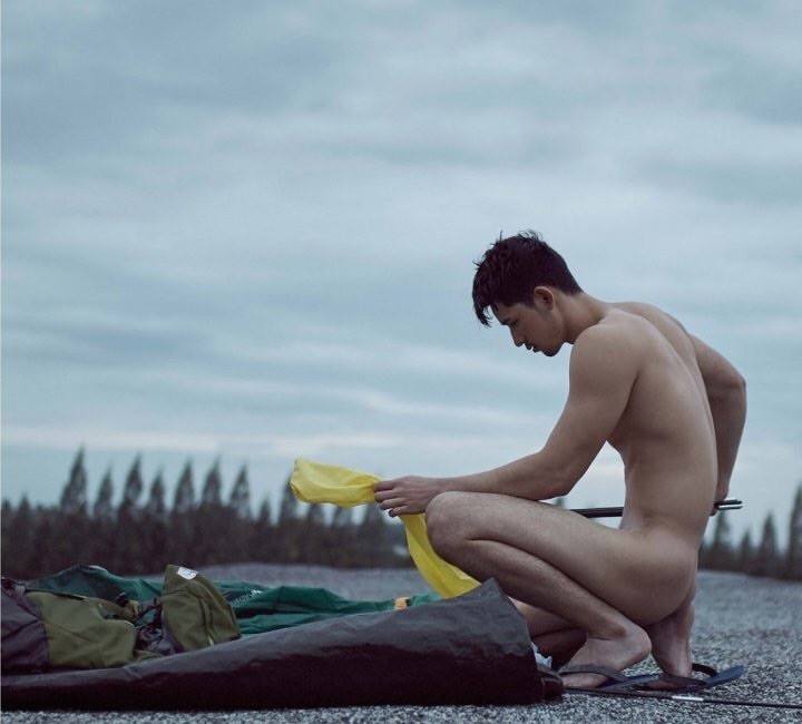 ภาพเปลือยหลุดเซ็ทใหญ่ ! &ldquo;โรม ภานุพงศ์&rdquo; หนุ่มหุ่นสูงยาว สุดเซ็กซี่ หลังถ่ายแบบในนิตยสารแนวผู้ชาย