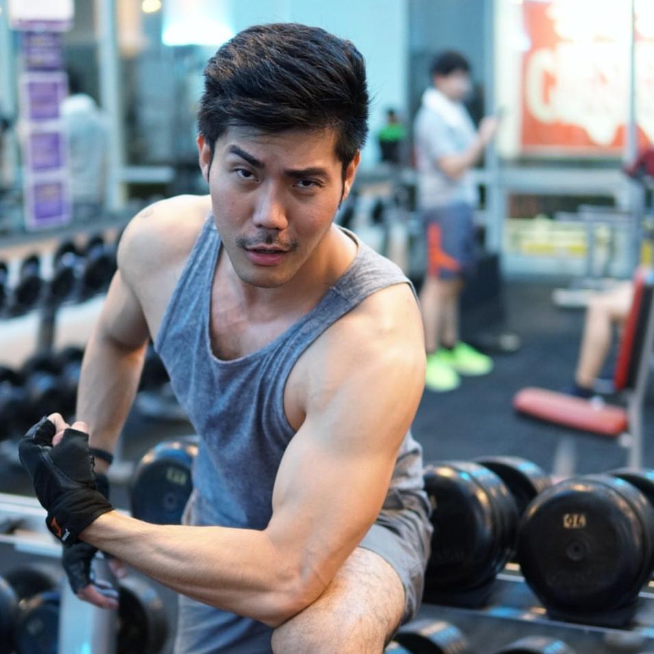 เลียซ่ะซิ รอไร
