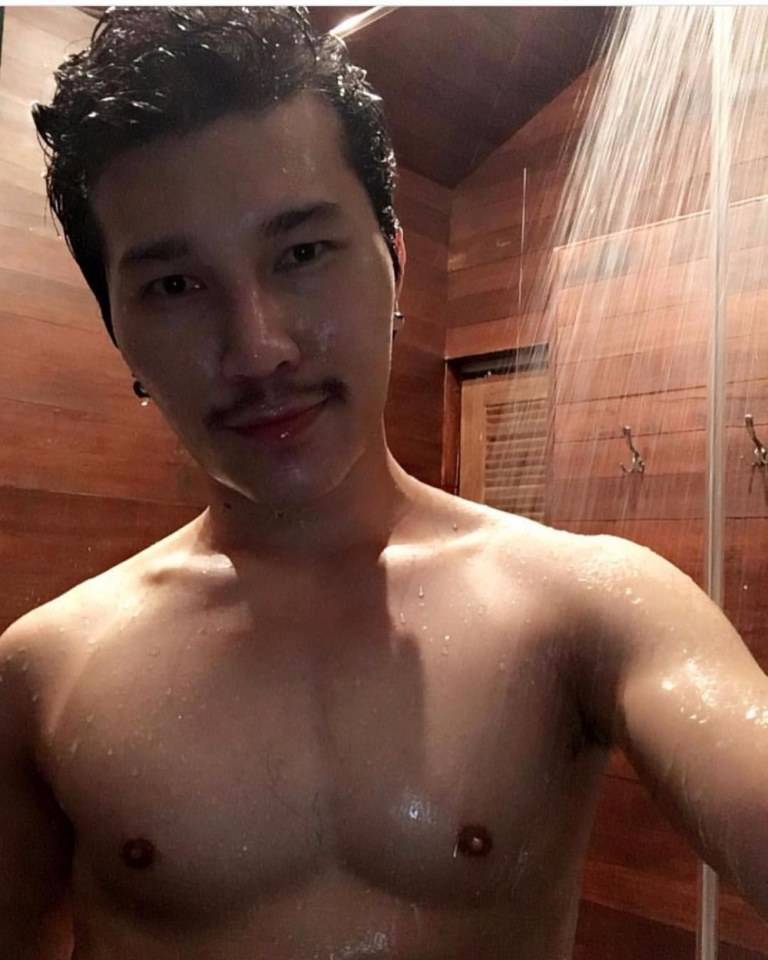 เลียซ่ะซิ รอไร