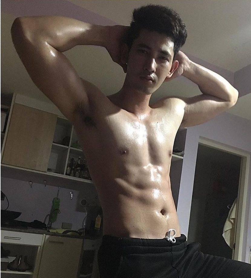 เลียซ่ะซิ รอไร
