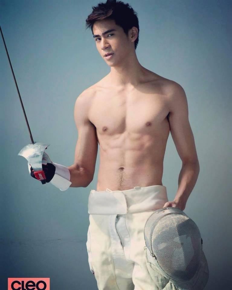 ส่องภาพ &ldquo;พอร์ช สรรเสริญ&rdquo; หนุ่มนักกีฬาฟันดาบสุดหล่อล่ำ ดาวดวงใหม่ที่ช่างภาพ &ldquo;แอร์รี่&rdquo; เตรียมปั้น!