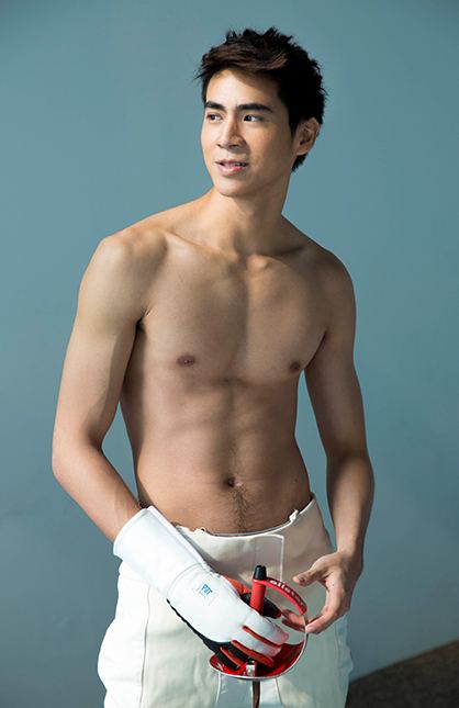 ส่องภาพ &ldquo;พอร์ช สรรเสริญ&rdquo; หนุ่มนักกีฬาฟันดาบสุดหล่อล่ำ ดาวดวงใหม่ที่ช่างภาพ &ldquo;แอร์รี่&rdquo; เตรียมปั้น!