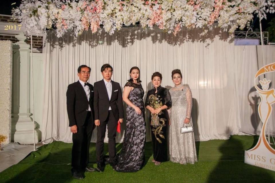 มิสแกรนด์พิจิตร 2017 อลังการงานสร้าง ไฮโซเมืองชาละวัน เต็มงาน