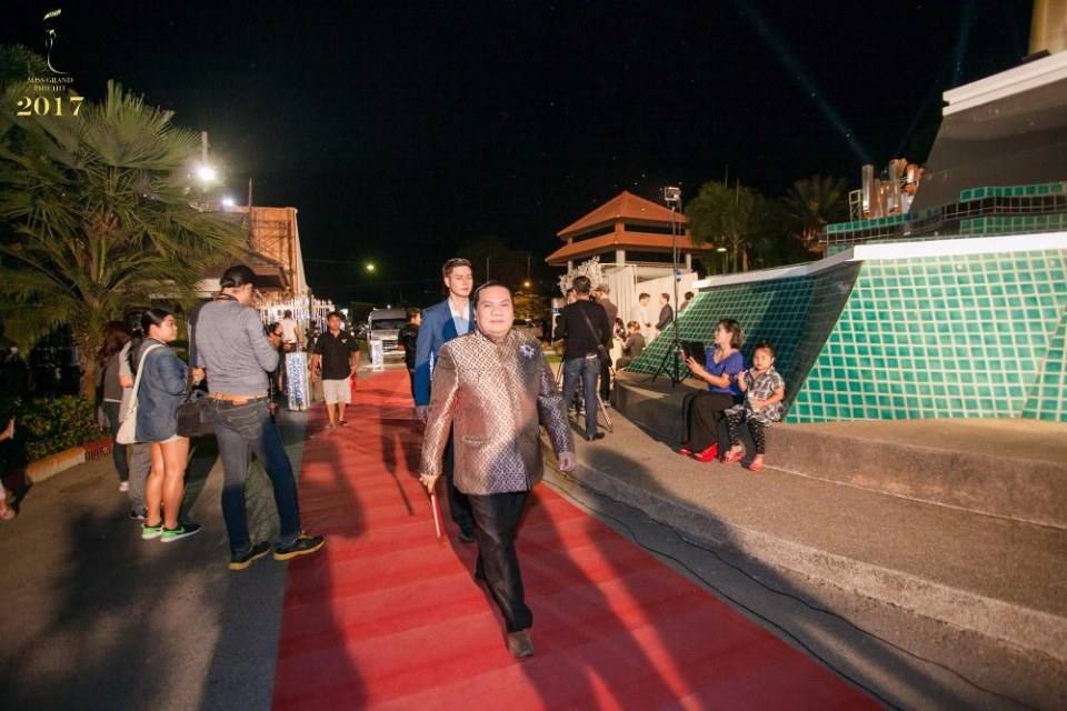 มิสแกรนด์พิจิตร 2017 อลังการงานสร้าง ไฮโซเมืองชาละวัน เต็มงาน