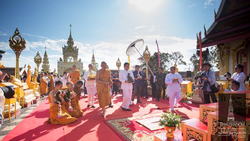 พระอุปคุตถูกอัญเชิญไว้ที่หอพระแก้ว