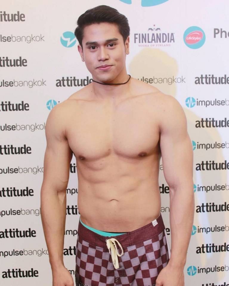 น้องป๊อป นายแบบในงาน Impulse Bangkok & Attitude present Sailor Pool Party