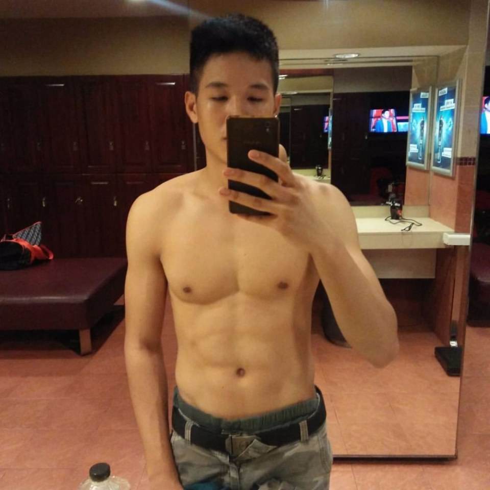 เห็นหน้าท้องร้องโอ๊ววว