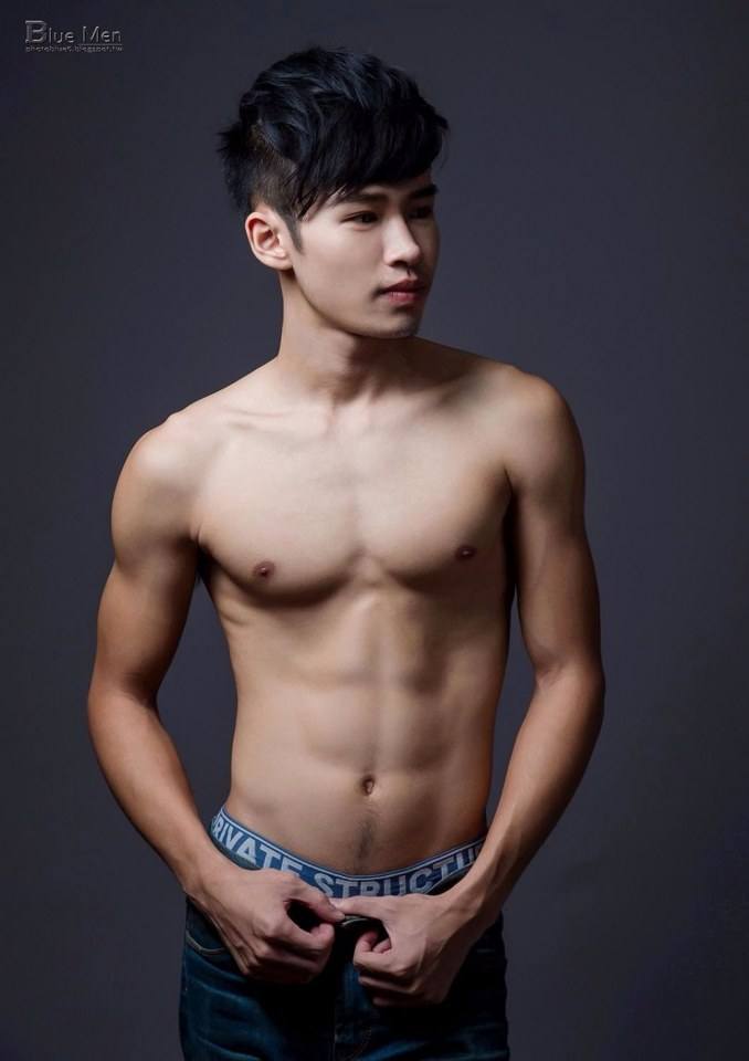 เห็นหน้าท้องร้องโอ๊ววว