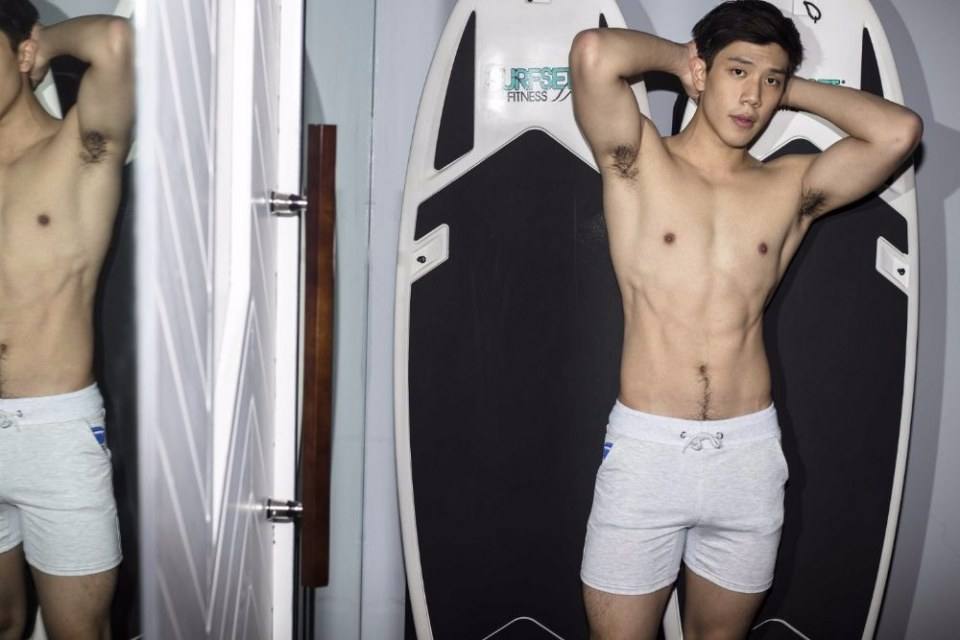 เห็นหน้าท้องร้องโอ๊ววว