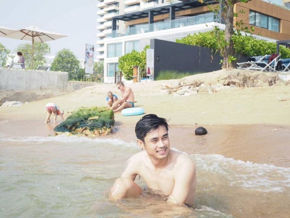 เห็นหน้าท้องร้องโอ๊ววว