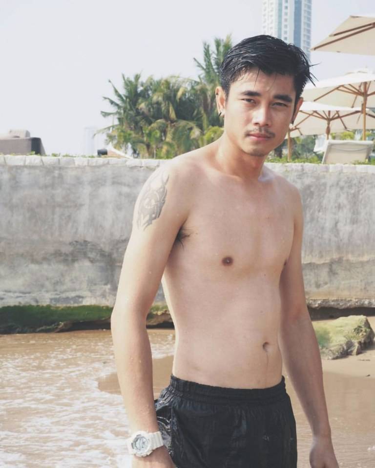 เห็นหน้าท้องร้องโอ๊ววว