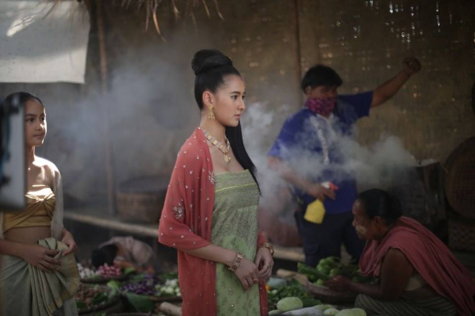 สวยใสเกินห้ามใจ "ถุงแป้ง ภัทรวดี" หรือ "วิไลกัลยา" นเรศวรเดอะซีรีส์