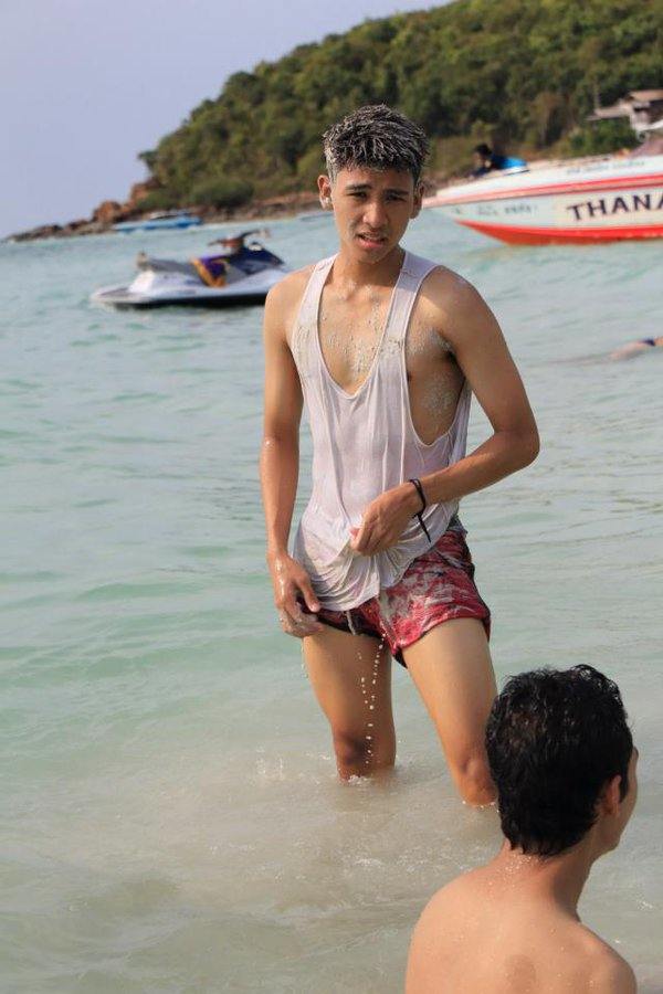 กรุบกริบ # 158