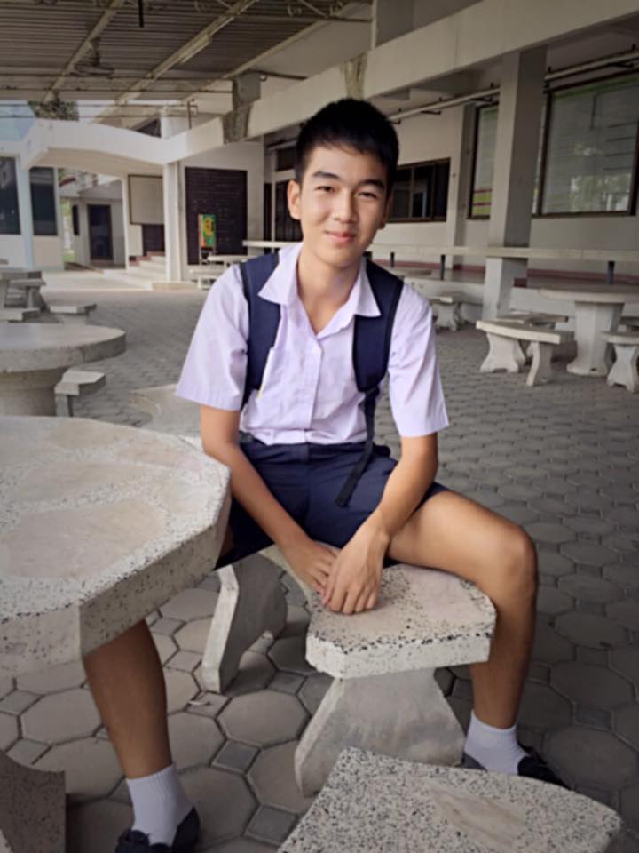 หนุ่มๆ นร.รร.กีฬา # 102