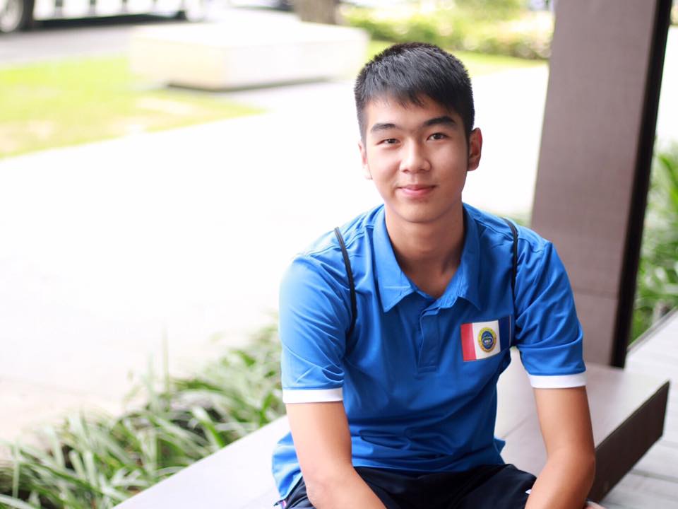 หนุ่มๆ นร.รร.กีฬา # 102