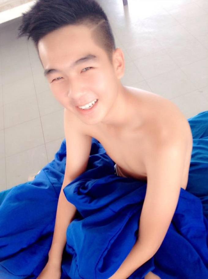 หนุ่มๆ นร.รร.กีฬา # 102