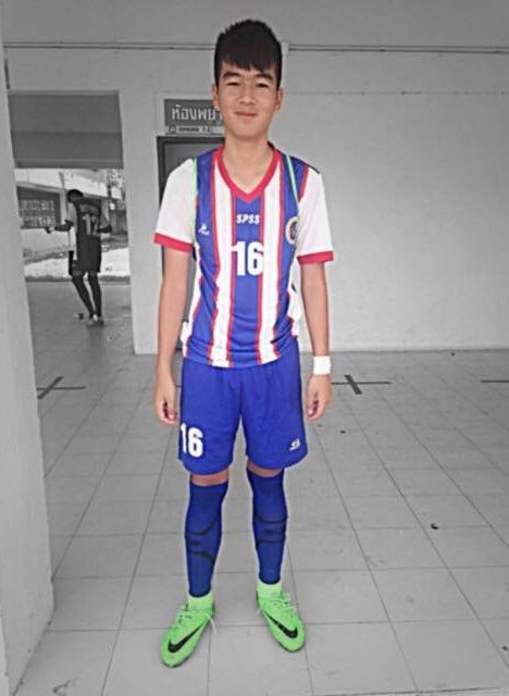 หนุ่มๆ นร.รร.กีฬา # 102