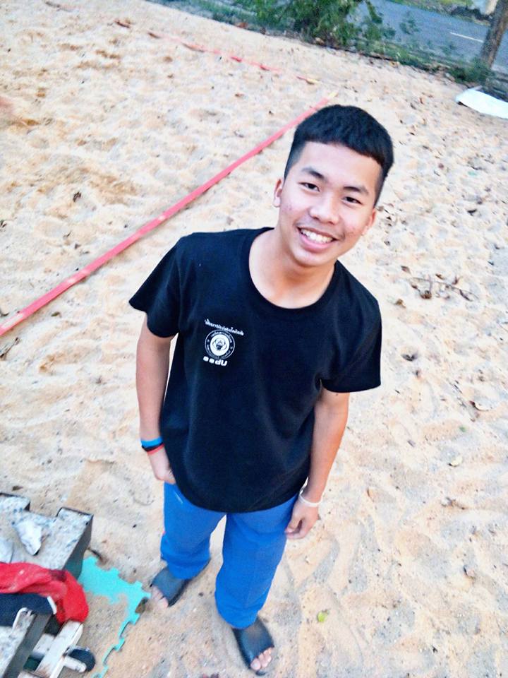 หนุ่มๆ นร.รร.กีฬา # 103