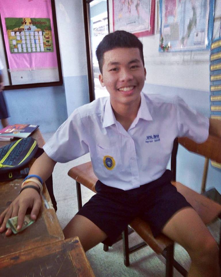หนุ่มๆ นร.รร.กีฬา # 103