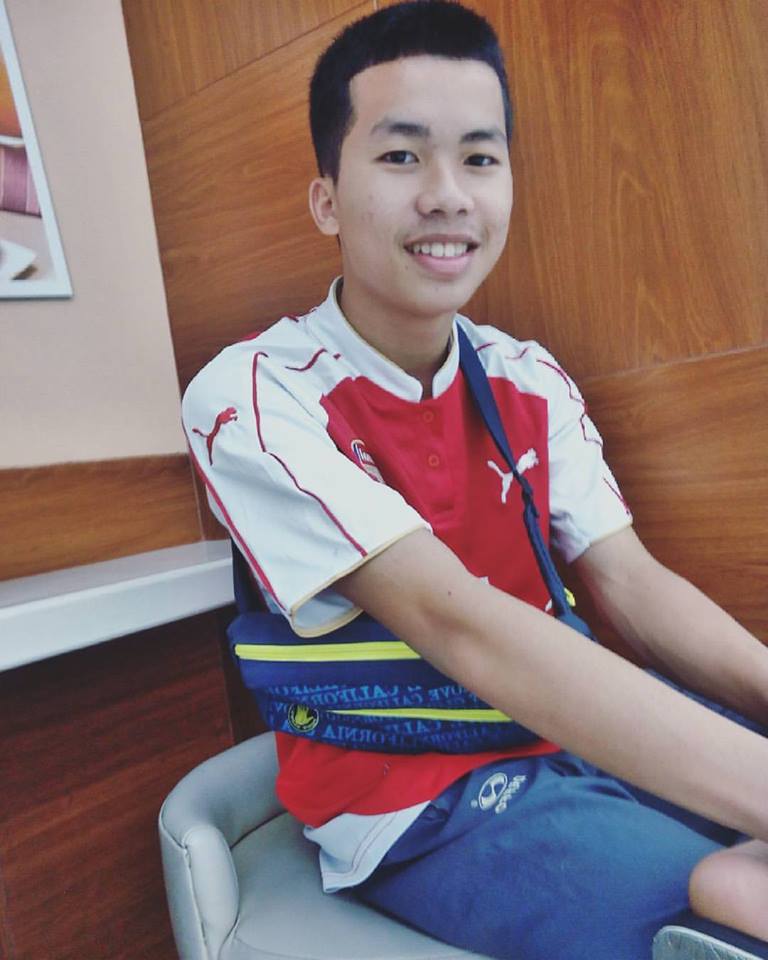หนุ่มๆ นร.รร.กีฬา # 103