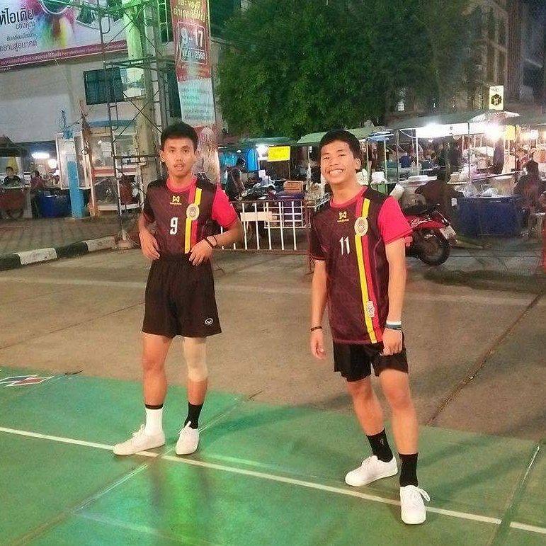 หนุ่มๆ นร.รร.กีฬา # 103