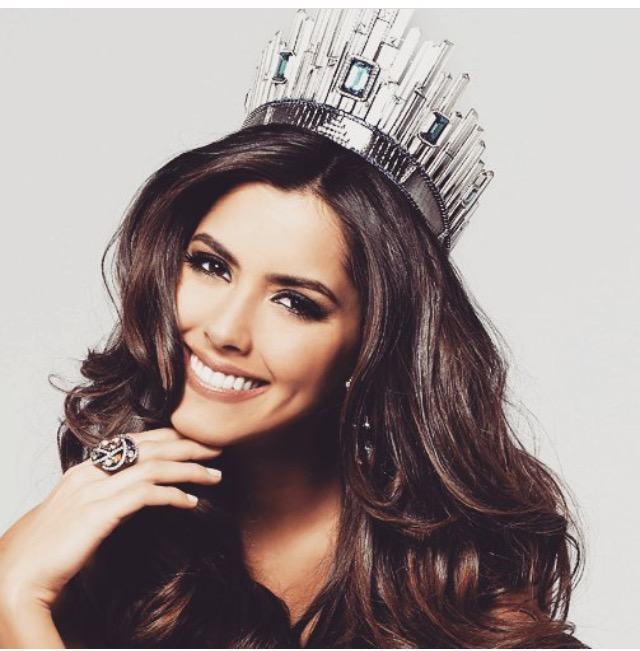 paulina  vega missunivers2014