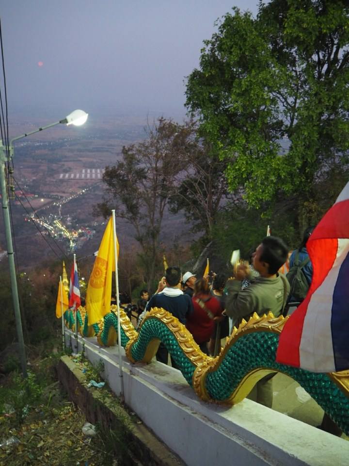 วัดเขาวงพระจันทร์ 3790ขั้น ลพบุรี