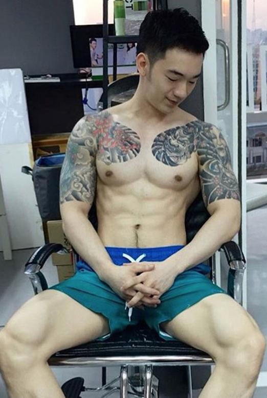 ยากูซ่าxแบบนี้แซ่บ!! กอล์ฟ เพียรเลิศ