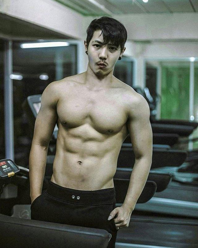 นายแบบ หุ่นแซ่บมากกกกกกกก