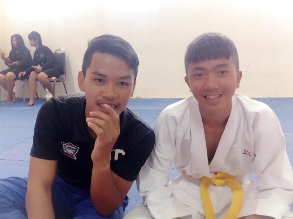 หนุ่มๆ นร.รร.กีฬา # 106