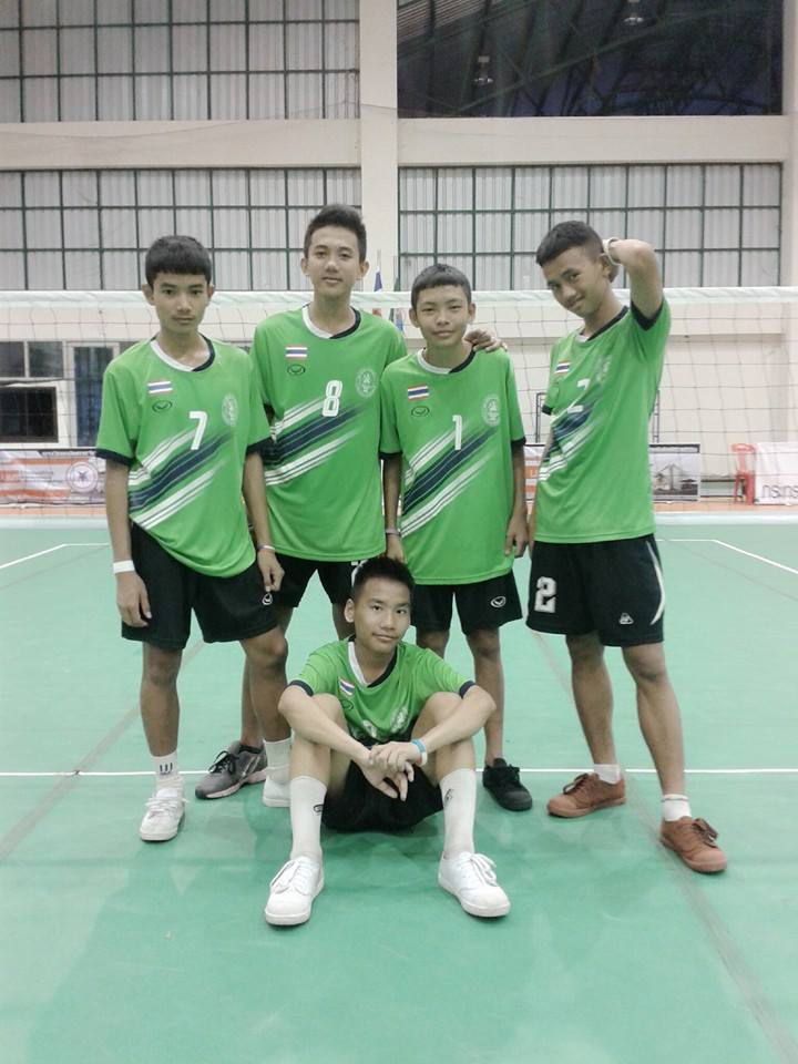 หนุ่มๆ นร.รร.กีฬา # 107