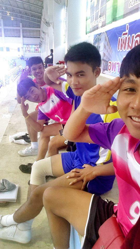 หนุ่มๆ นร.รร.กีฬา # 109