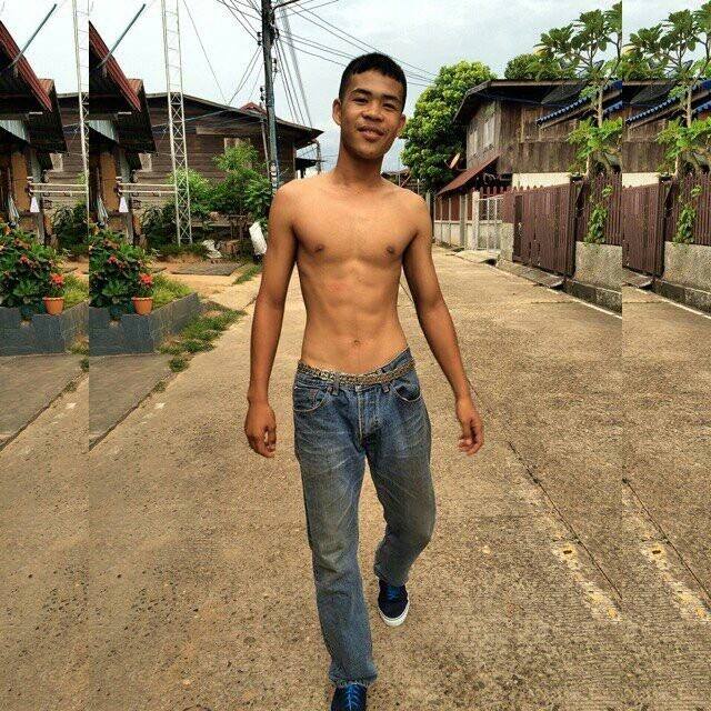 หนุ่มๆ นร.รร.กีฬา # 110