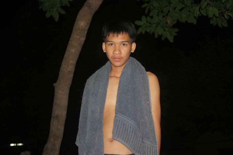 หนุ่มๆ นร.รร.กีฬา # 111