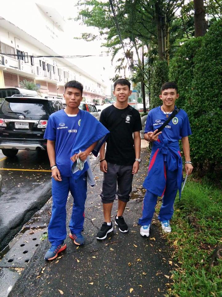 หนุ่มๆ นร.รร.กีฬา # 111