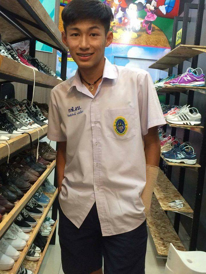 หนุ่มๆ นร.รร.กีฬา # 112