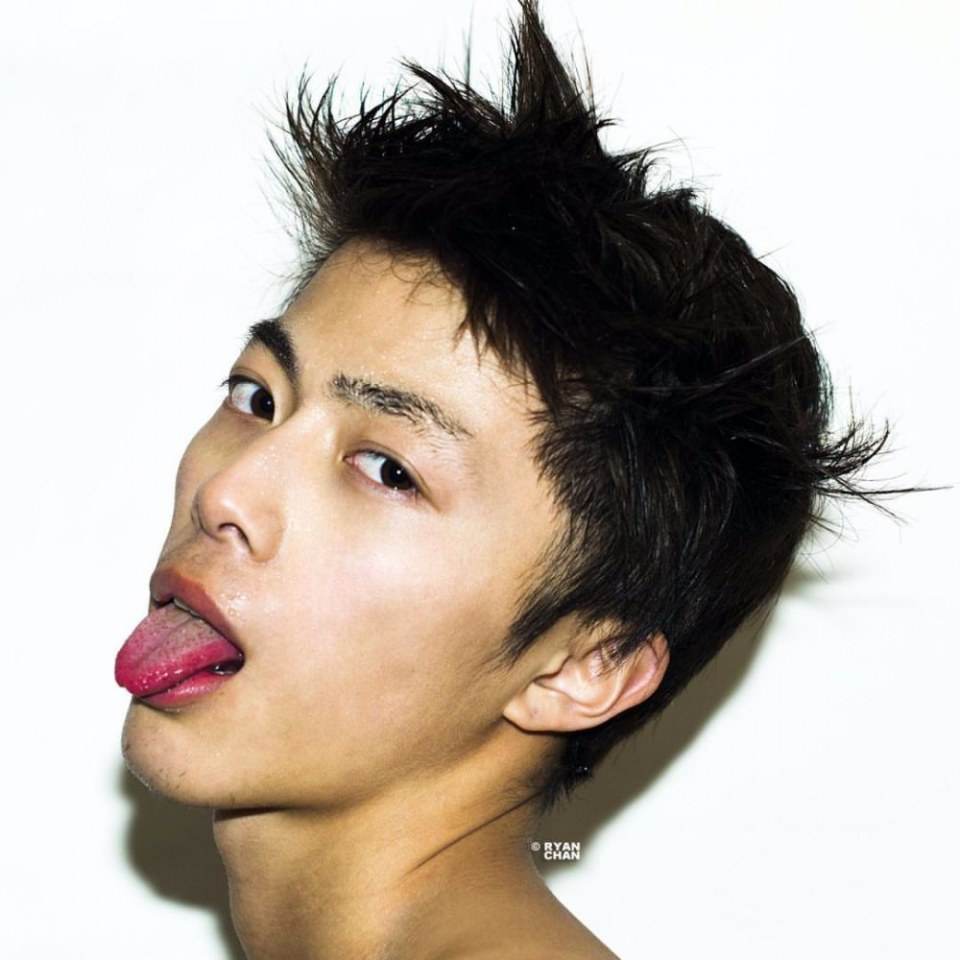 นิตยสารวัยรุ่น  สุดแซ่บ ใน ญี่ปุ่น Ryanmadfuckinchan