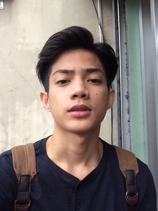 หนุ่มหน้าไทย ไซส์สากล