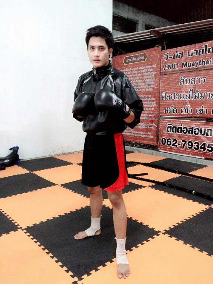 นายเบนซ์ ตากล้องหล่อต้องบอกต่อ
