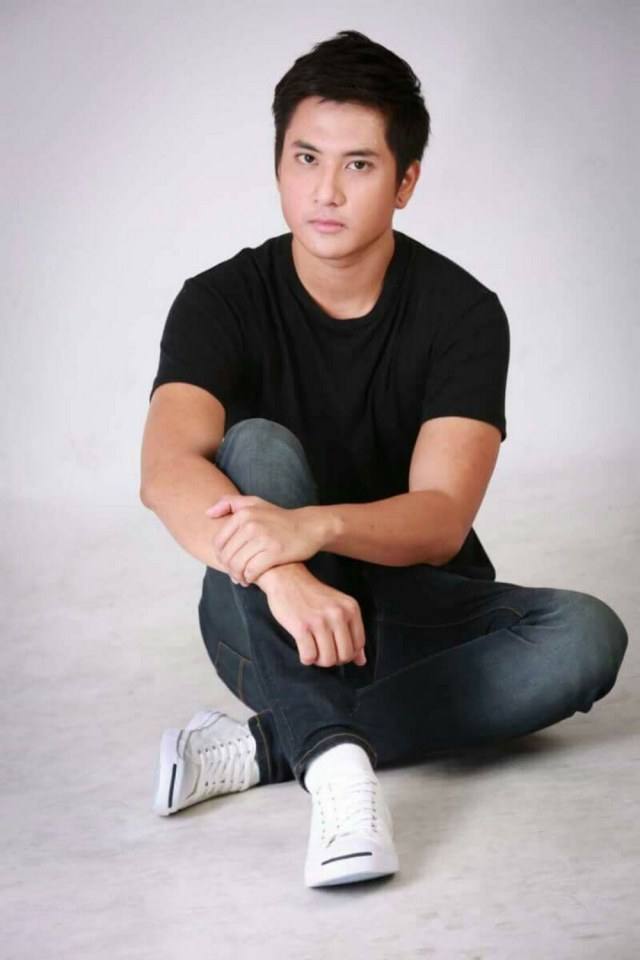 นายเบนซ์ ตากล้องหล่อต้องบอกต่อ