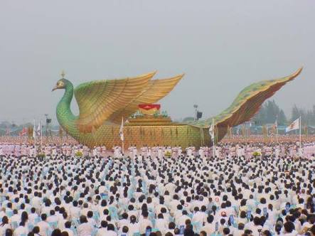 วัดพระธรรมกาย